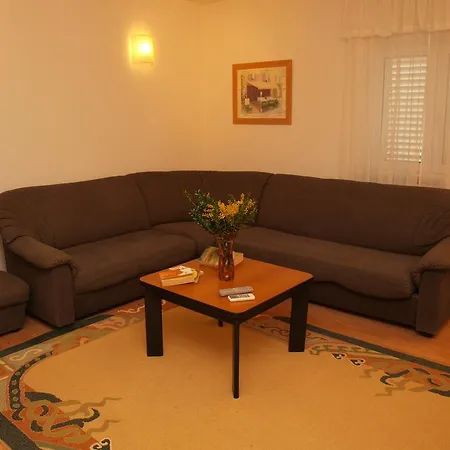 Apartment Stella *