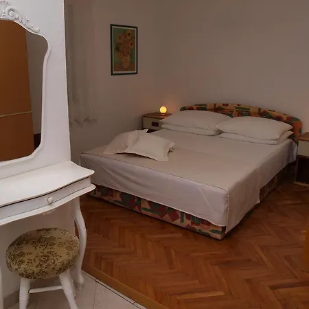 Apartment Stella *
