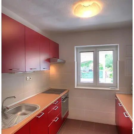 Stella Apartment Postira