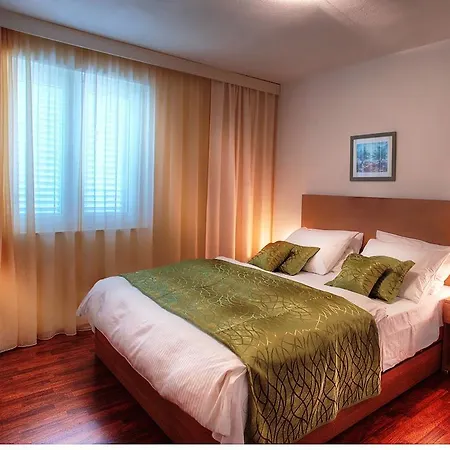 Stella Apartment