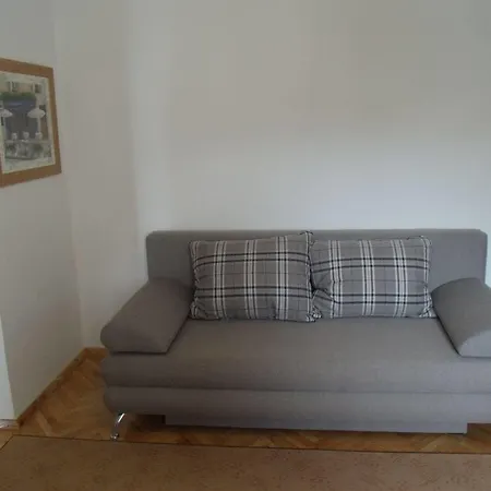 Stella Apartment *