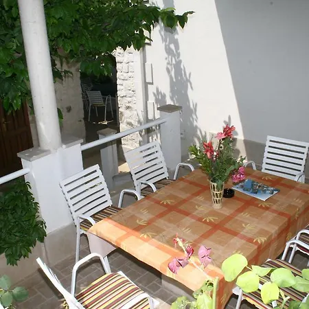 Stella Apartman Postira